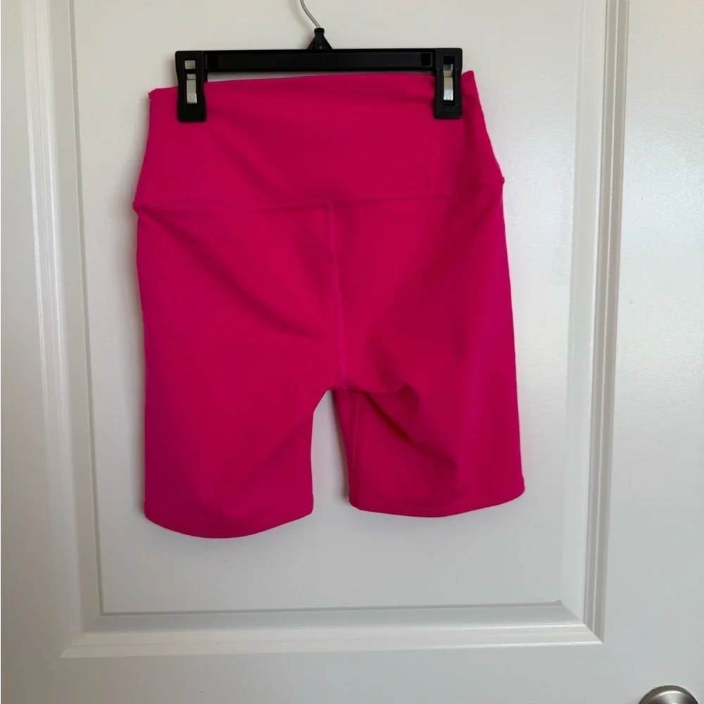 ALO 7” High-Waist Biker Short XS